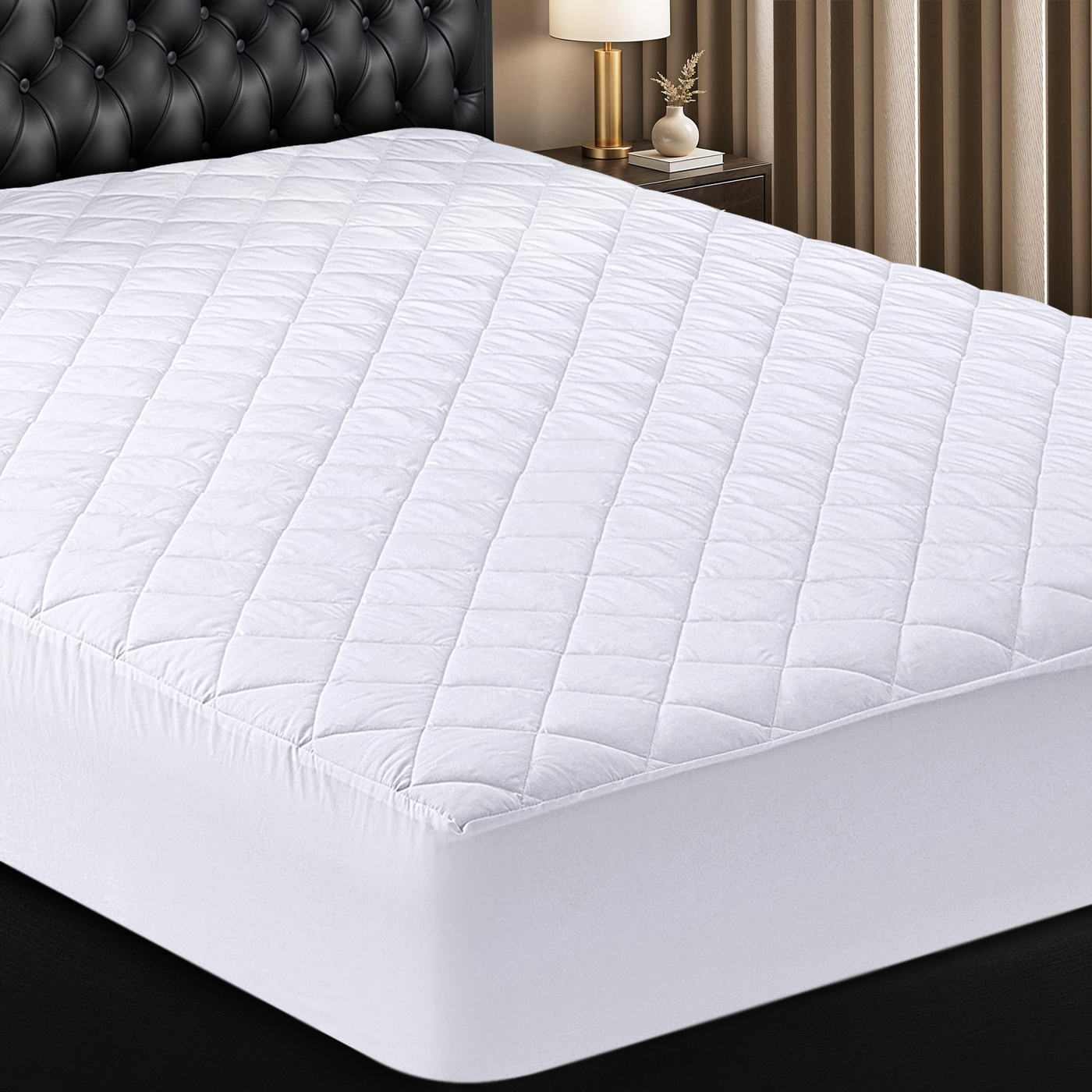 Quilted Bed Cover Queen product photo